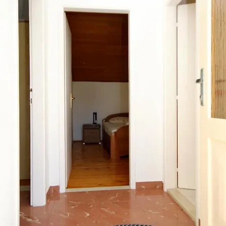 By The Sea Lumbarda, Korcula - 4378 *